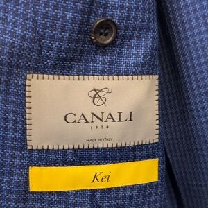 Canali Men's Textured Navy Blazer